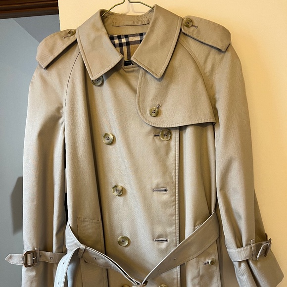 BURBERRYS  TRENCH COAT - Picture 2 of 16
